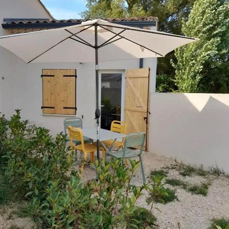 Guest House En Provence Roaix Екстериор снимка